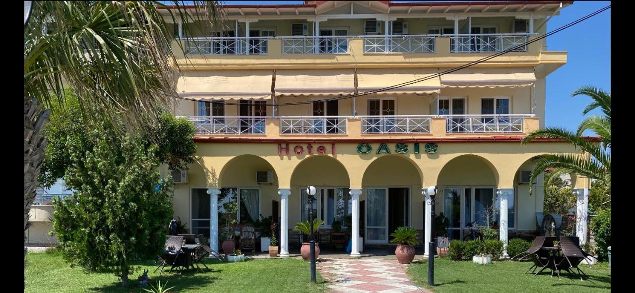 Oasis Aparthotel 2*